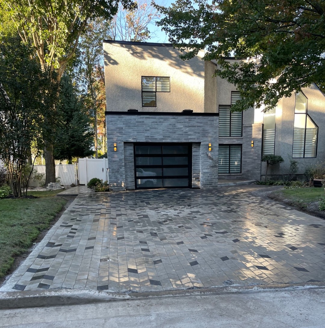 Préparation de terrain pour pavage